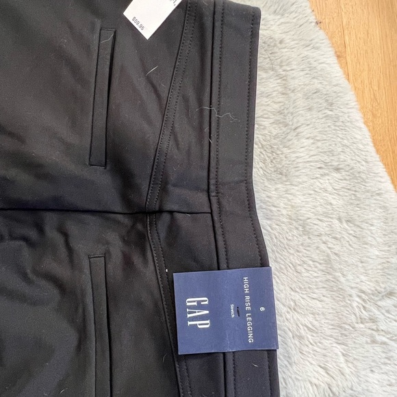 BNWT Gap high rise legging (more like pants) size 6 - Picture 2 of 4